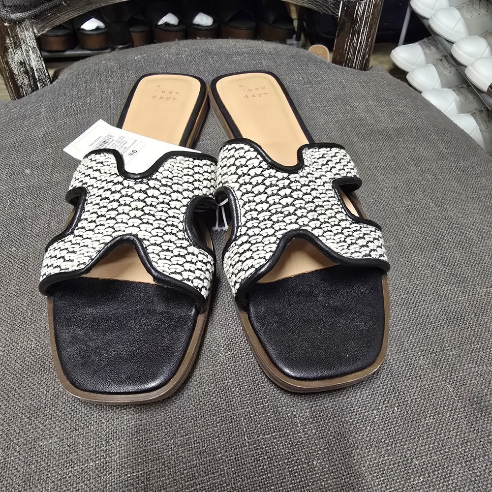Women's Nina Sandals with Memory Foam Insole‎ A New Day™ Onyx Size 10